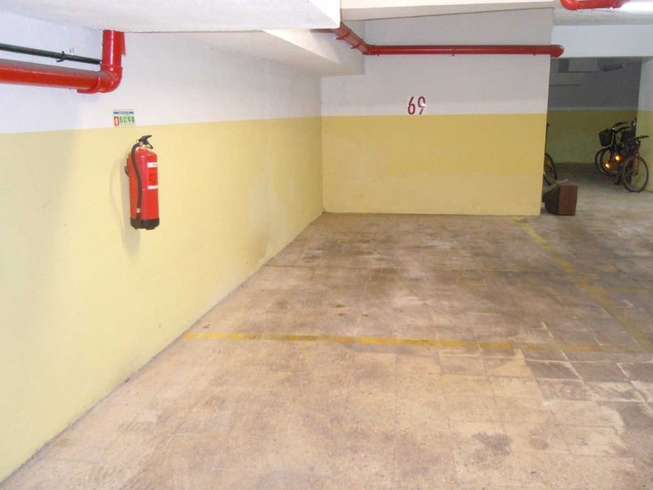 Lugar de garagem no Príncipe Real, Lisboa