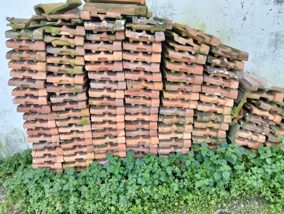 Dou cerca de 180 a 200 telas antigas mas boas apenas precisam limpar