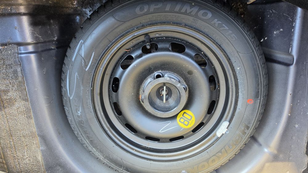 Ford fiesta 1.2  38 MIL kilometros REAiS