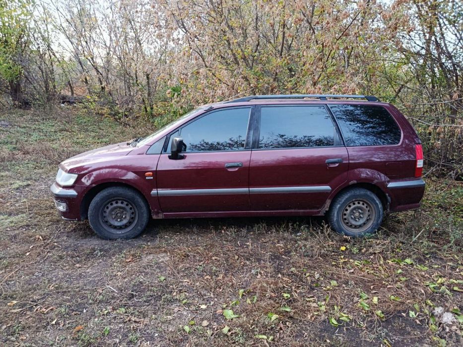 Минивен 7 мест Митсубиси