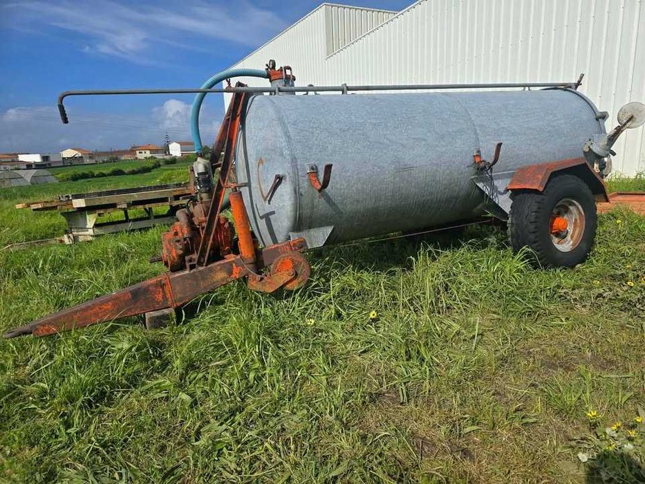 Cisterna agricola 3000 litros usada , sem documentação