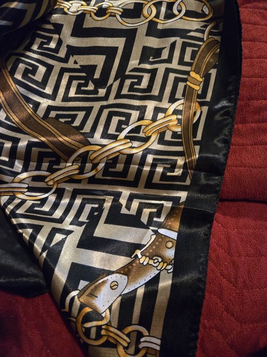 Chusta damska wiosenna.