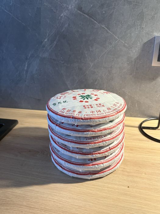 Sheng pu-erh z fabryki herbaty CNNP