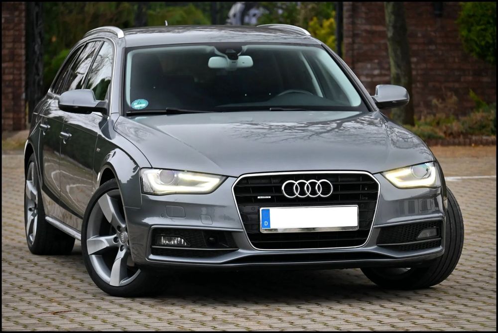 Audi A4 Avant S-LINE 2.0TDI 190KM 4x4 STRONIC NAVI ACC BiXenonLed elKLAPA Serwis zDE