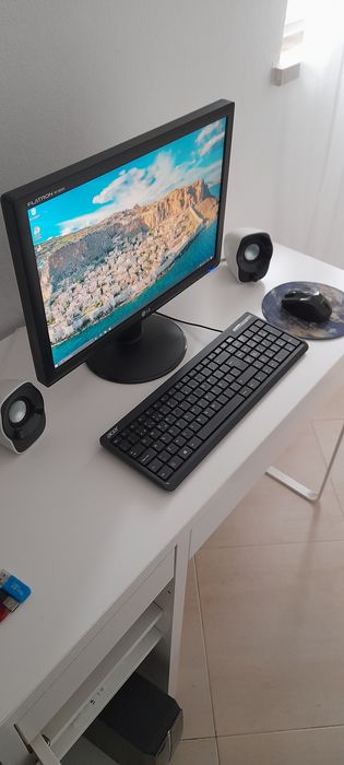 Acessórios para computador de secretária