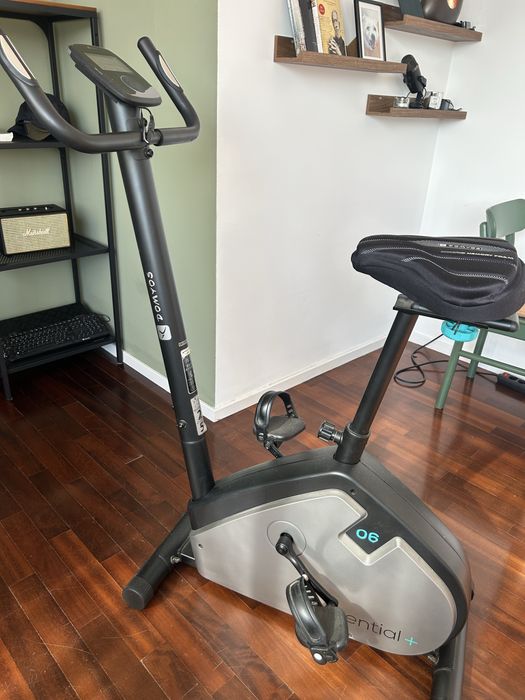 Bicicleta Estática Domyos Essential+ 06 (Como Nova + Capa de Selim em Gel)