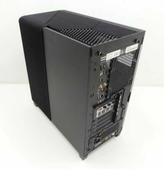 Komputer do gier R7 7800X3D 32GB RAM 2TB Dysk SSD RX9070XT Win11