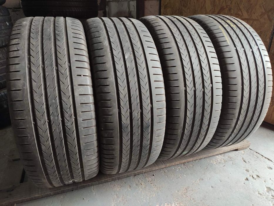 Резина R18 225/55 Continental EcoContact6 комплект