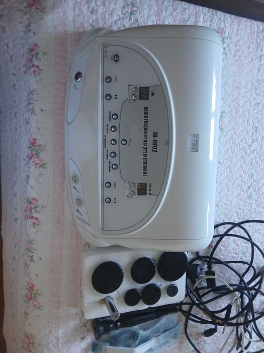 Máquina da radiofrequência corpo e rosto - Estética