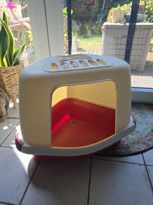 Kuweta dla kota narożna