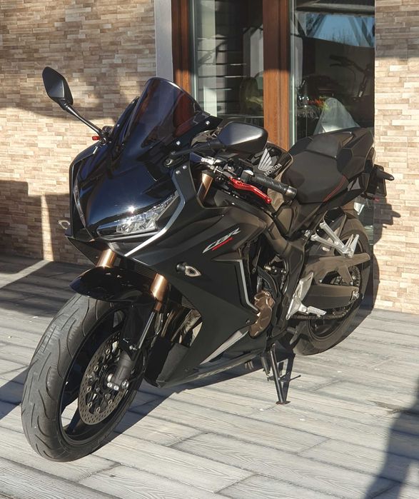 Honda cbr 650r  / michelin /prawko  A2 / 2021 rok