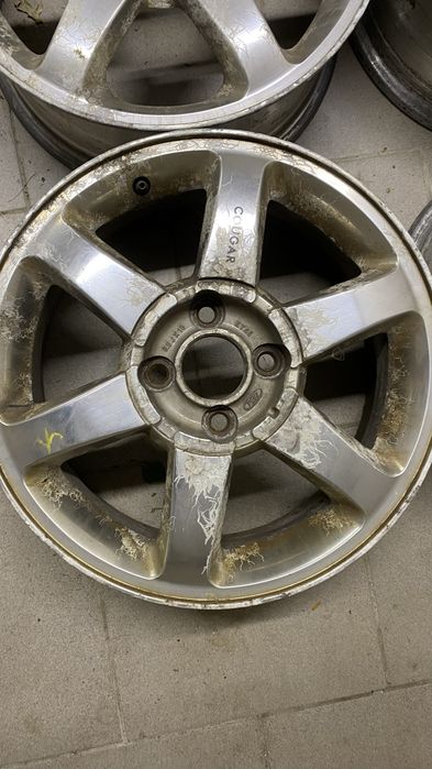 Felgi aluminiowe Ford Cougar 16”x6,5”