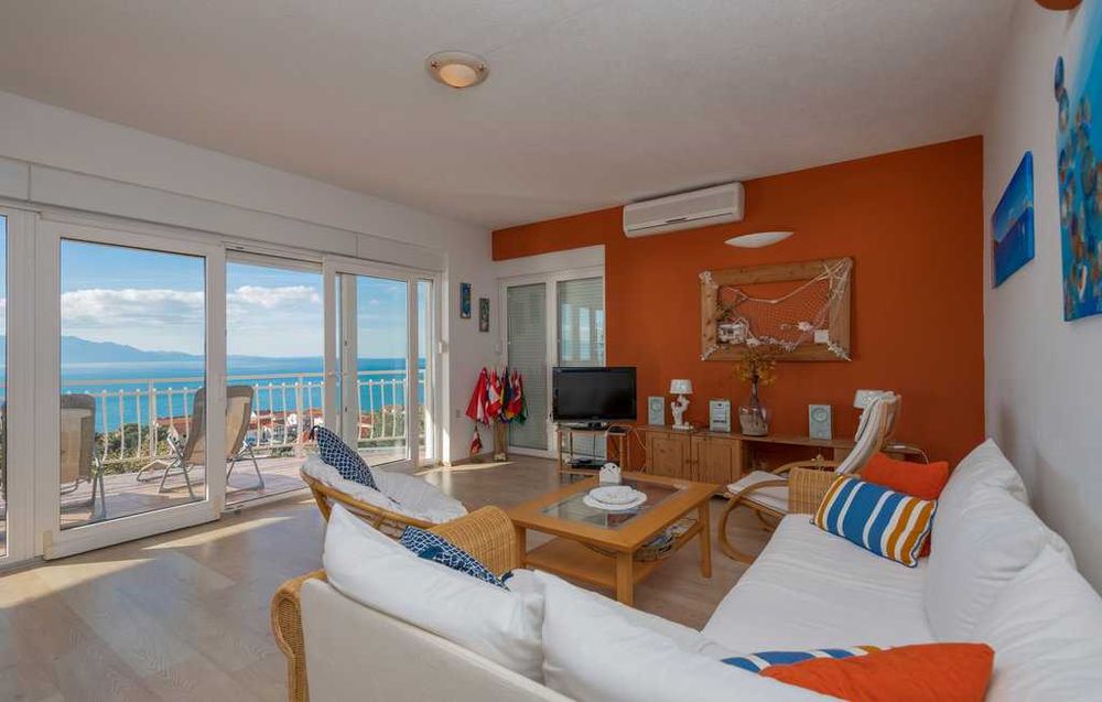 Wakacje, Chorwacja, okolice Makarskiej, apt. z basenem dla 6 osób