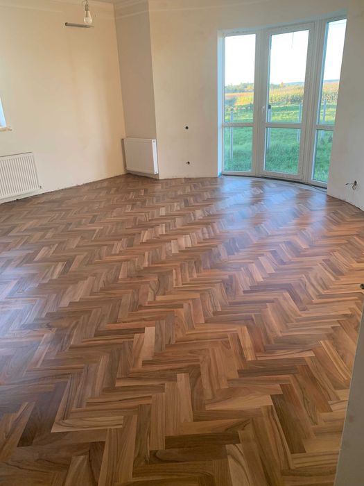 Циклювання паркету, шліфування дошки, паркету, паркетної дошки