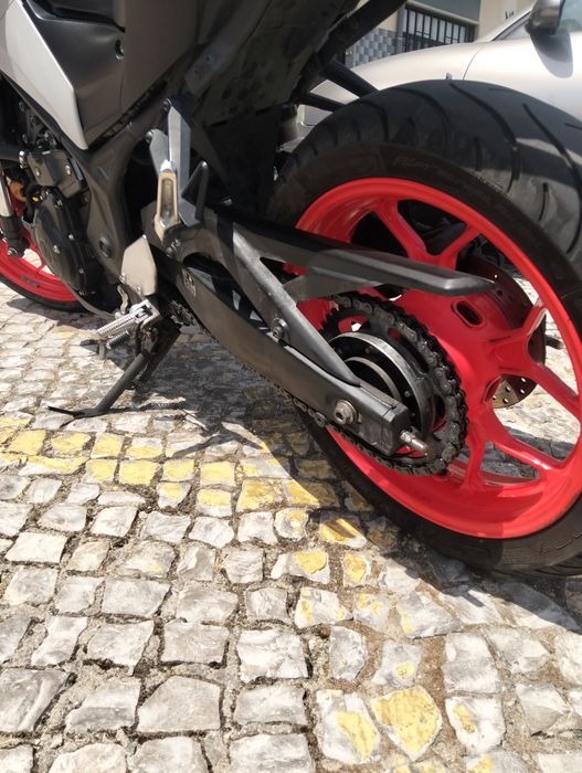 Yamaha MT 03 em excelente estado de mecânica