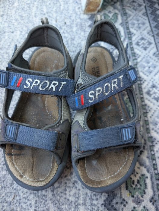 Взуття для хлопчиків безкоштовно