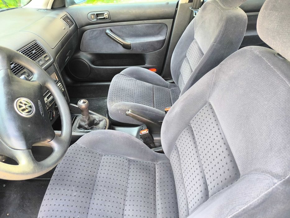 Volkswagen Golf 1.4cc 90cv