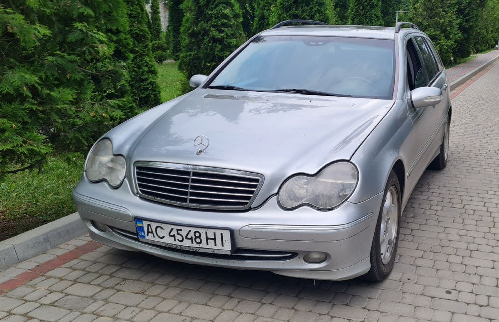 Mersedes-Benz. C200.   2,2 Diesel