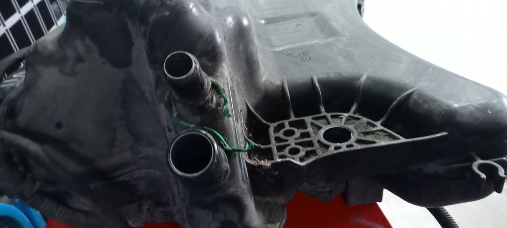 Depósito de Adblue Volkswagen / Audi / Seat / Skoda