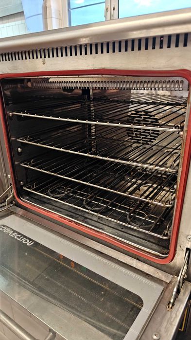 Piec konwekcyjny Roller Grill FC 60 TQ