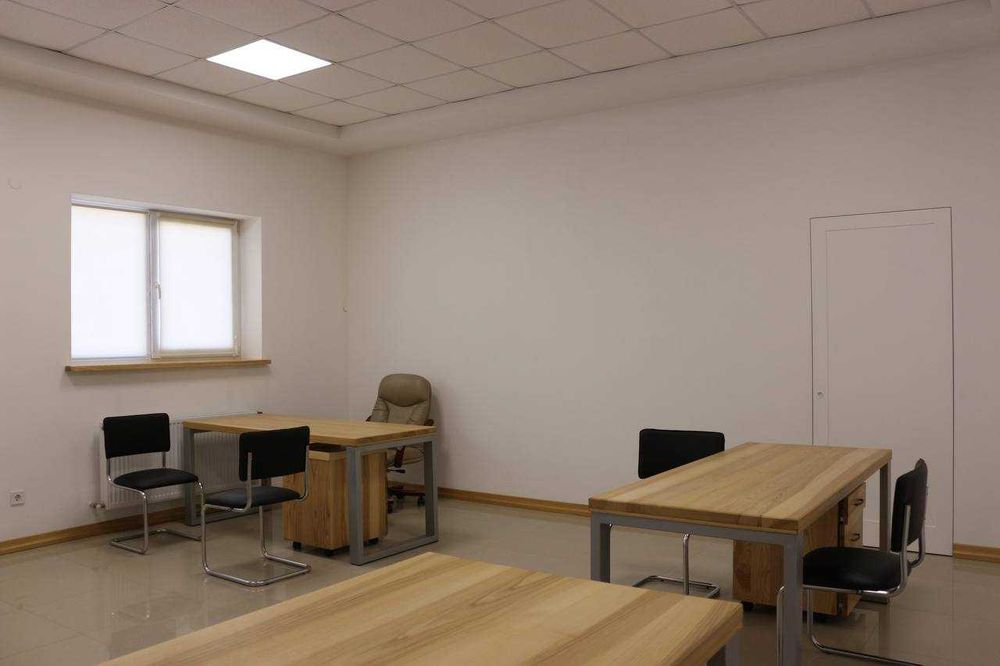 ОРЕНДА виробничо-складського комплексу 2000 м² біля Львова | Траса Київ–Чоп | 100 кВт