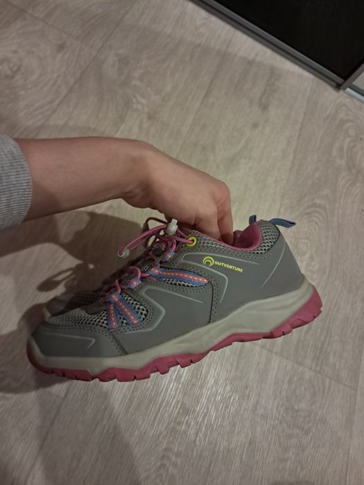 Кросівки  Outventure