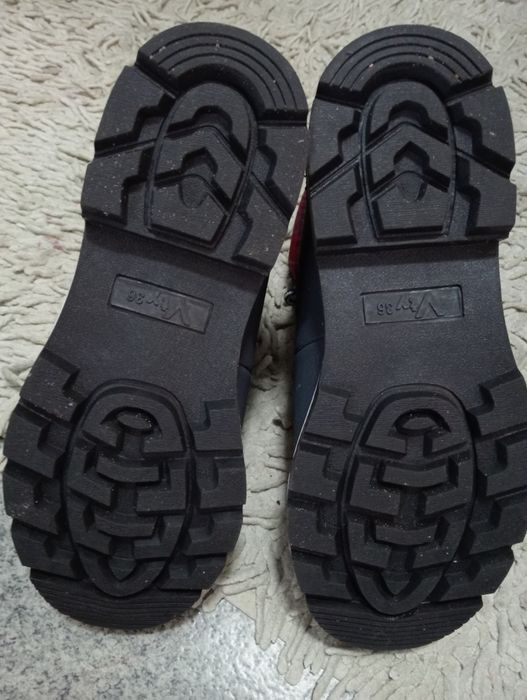 Buty zimowe roz.36.Firma Vty.Polecam