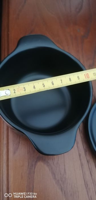 Tacho pequeno em cerâmica preta