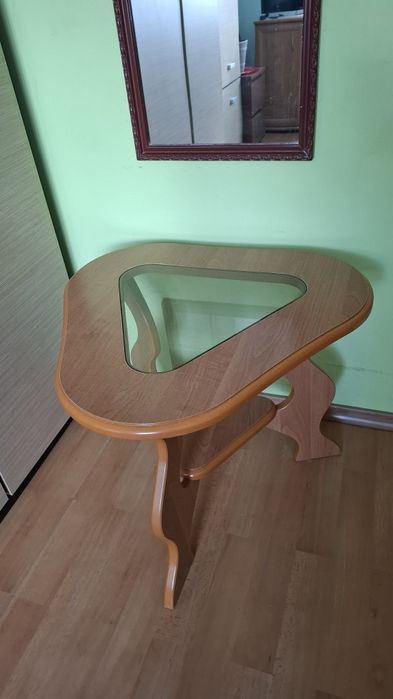 Stoliczek kawowy