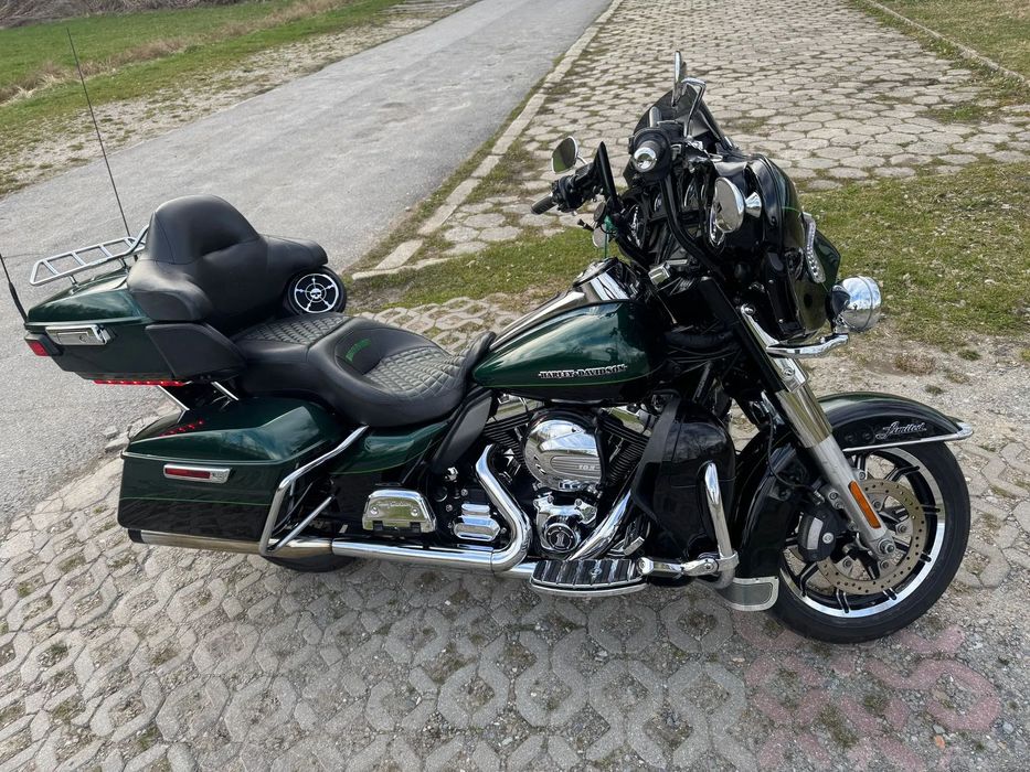 Harley-Davidson Touring Electra Glide Harley-Davidson FLHTK Ultra Limited