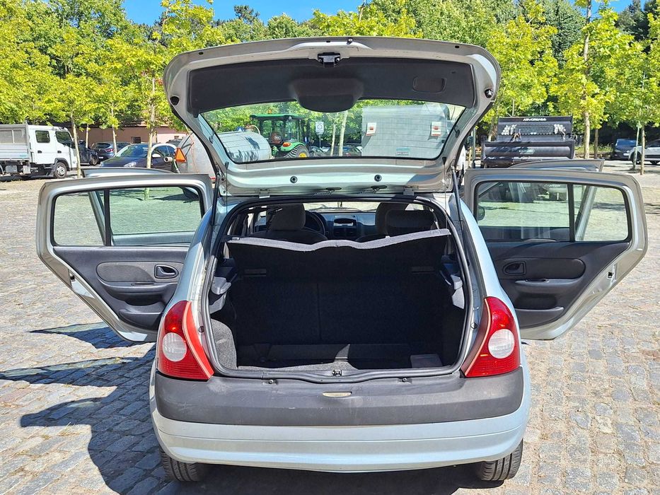 Renault Clio 1.2 16V 2004