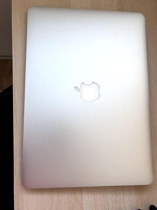 MacBook Air 125gb prateado em perfeito estado.