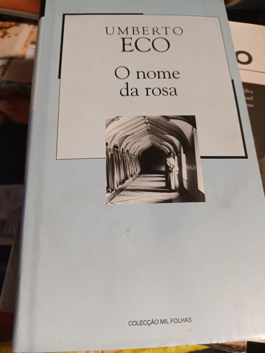 Vários livros,  vários preços