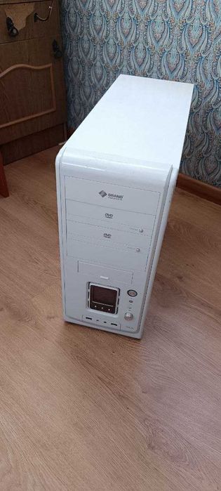 Корпус/системний блок для ПК Grand 704LW БУ