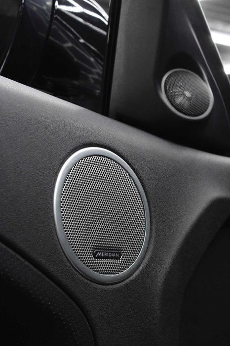 Land Rover Evoque 2.2 TD4 Full Extras DYNAMIC | MERIDIAN | Teto Panorâmico (269€/Mês)