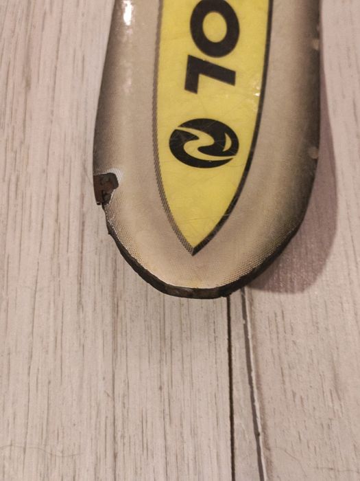 Narty Rossignol 140