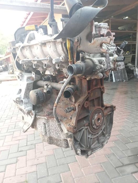 Двигатель 1,6 MPI 16v K4M 696 Dacia Duster