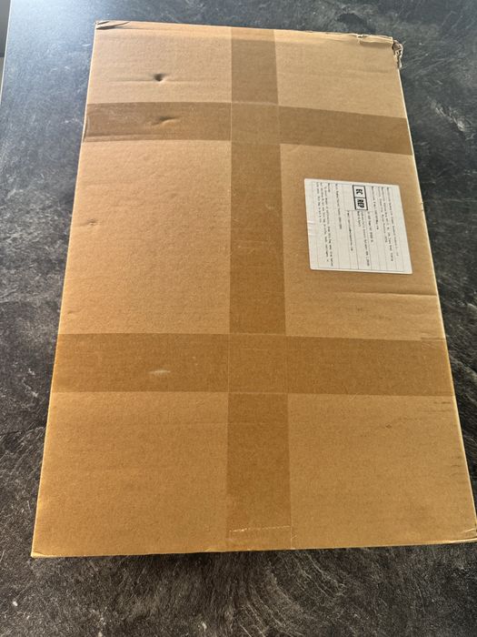 Guarda Roupa portátil e dobrável novo
