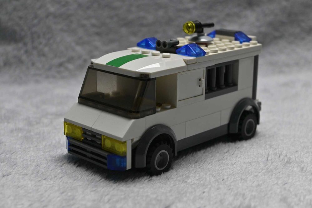 Zestaw Lego City Transport Policyjny 7245 Green