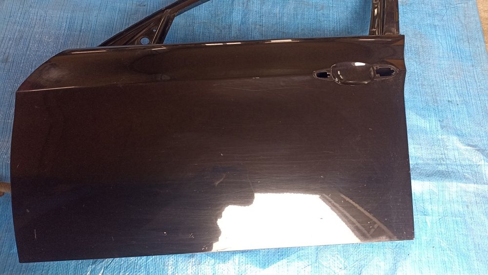 Двері передні ліві BMW 3 E91 2005-2012 р.