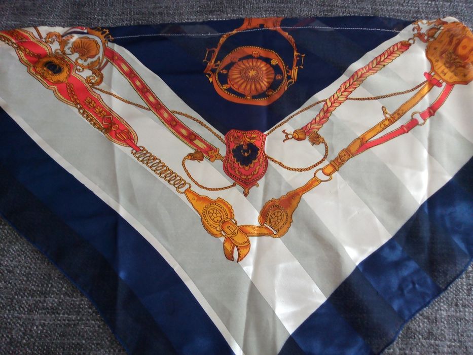 Apaszka chustka trójkątna