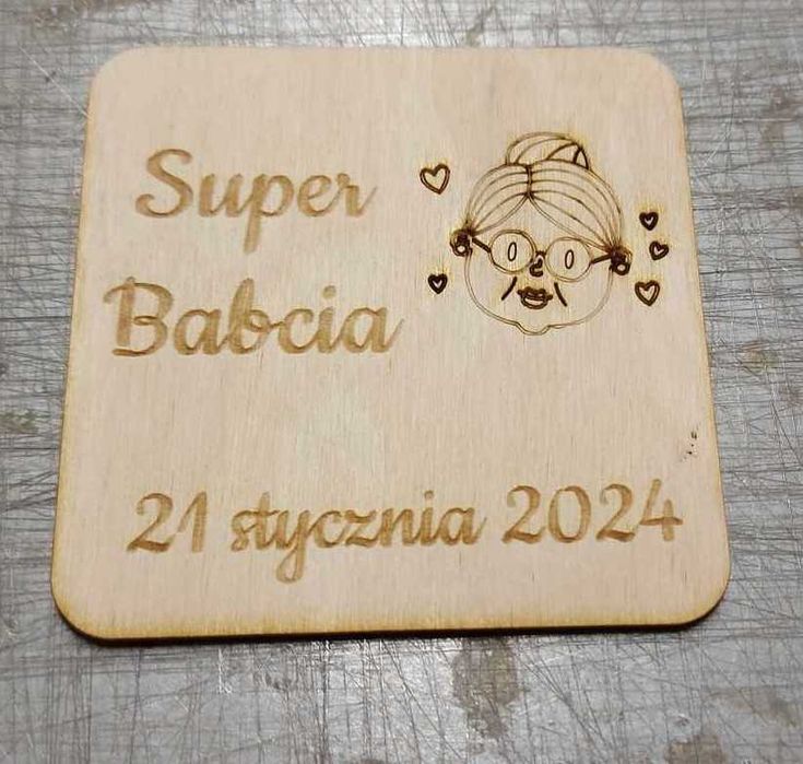 Podkładka podstawka pod kubek Dzień Babci Dziadka 10x10 cm koło drewno