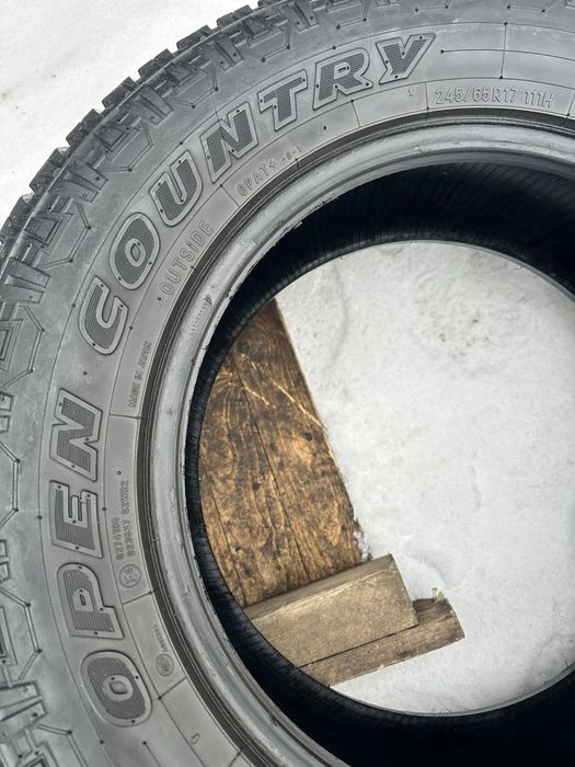 Шини 245 65 17 111H Toyo Open Country A/T Plus пара