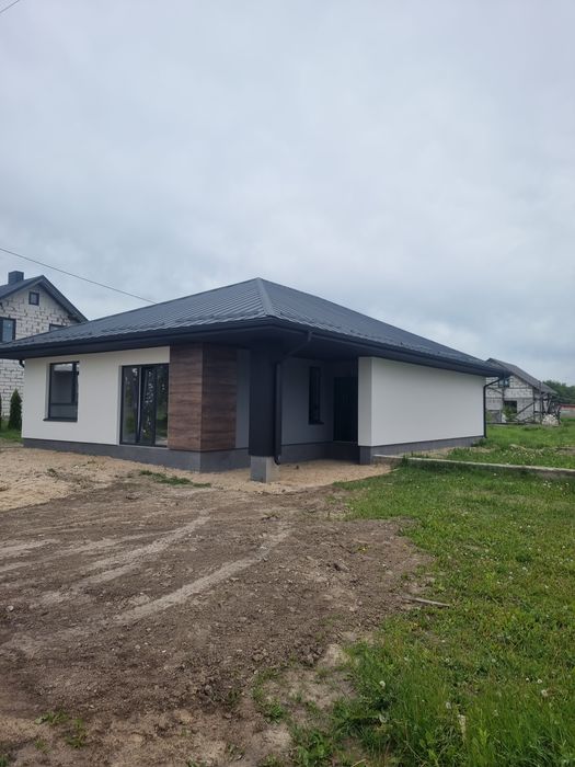 Будинок новобудова на етапі будівництва можливо під є оселю