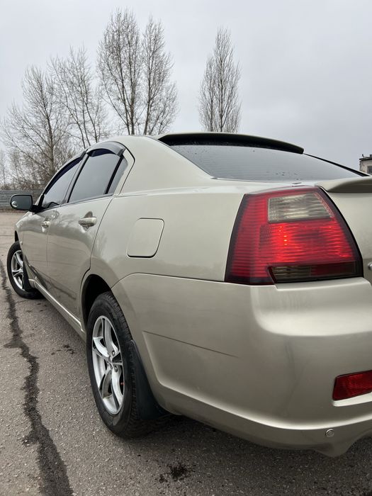 Mitsubishi Galant 2.4 Автомат Мітсубісі