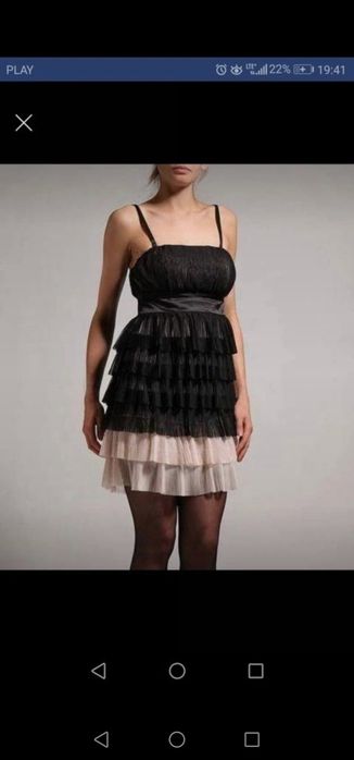 Czarna sukienka Orsay