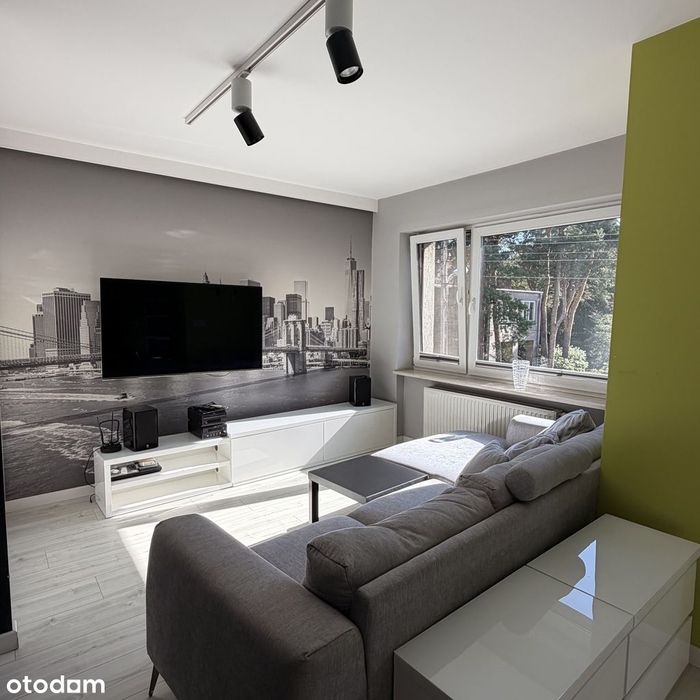 Dom wolnostojący ok. 275 m² działka 840 m² garaż 3-stanowiskowy 56 m²