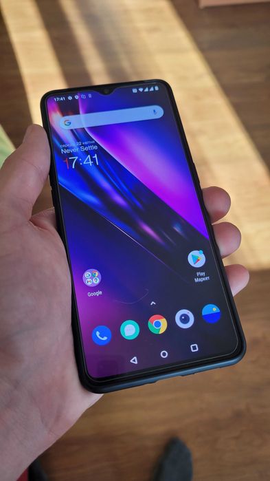 Смартфон OnePlus 7T 8/128 НОВА БАТАРЕЯ!