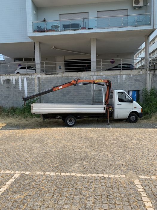 Aluguer de Carrinha Grua