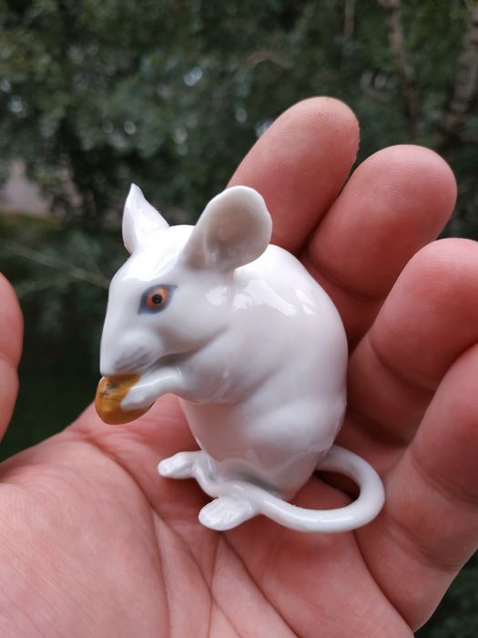 Фарфоровая статуэтка миш Германия Тюрингия довоенная